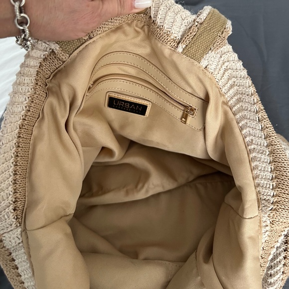 Tote - Picture 2 of 3